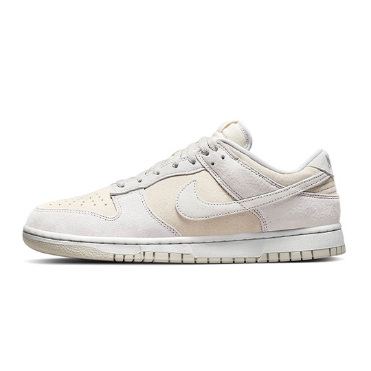 Nike Dunk Low Retro PRM 